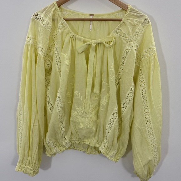Free People Tops - Free People Pale Yellow Embroidered Peasant Blouse